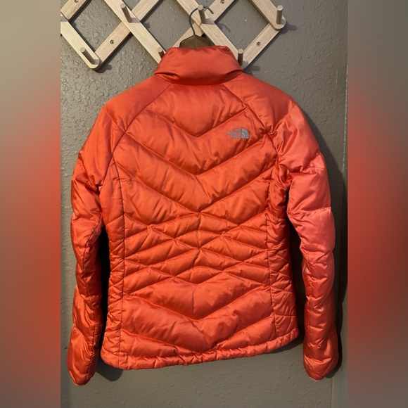 The North Face Puffer Jacket - Picture 3 of 6